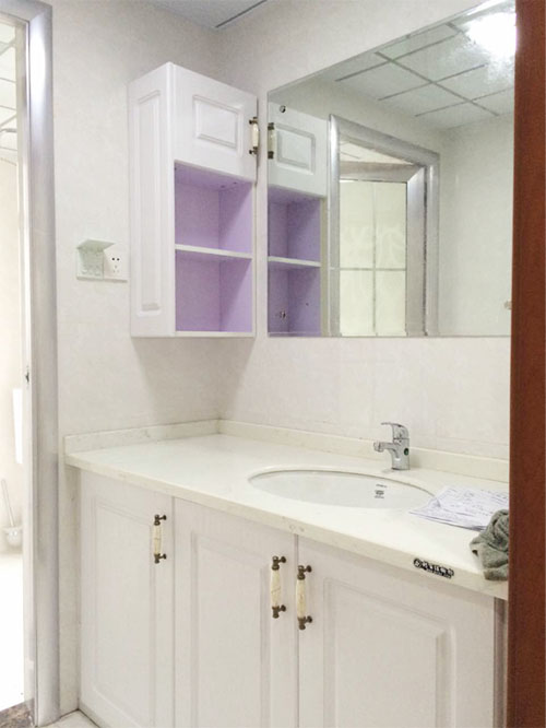 實用美觀兩不誤——英郡年華衛浴柜