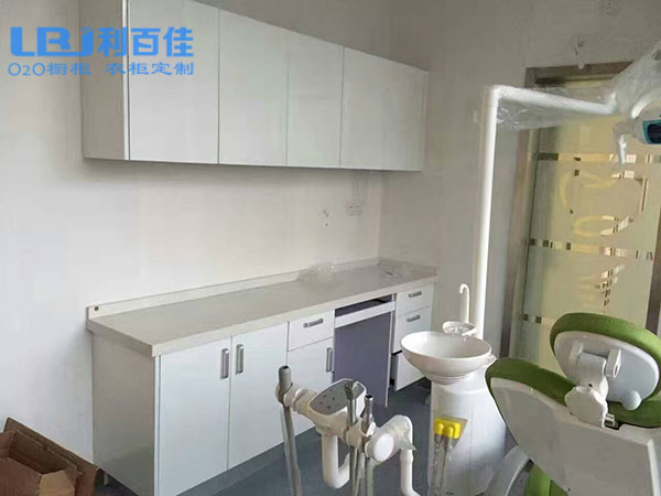 為什么口腔專科裝修找利百佳定制櫥柜、衣柜、衛浴柜