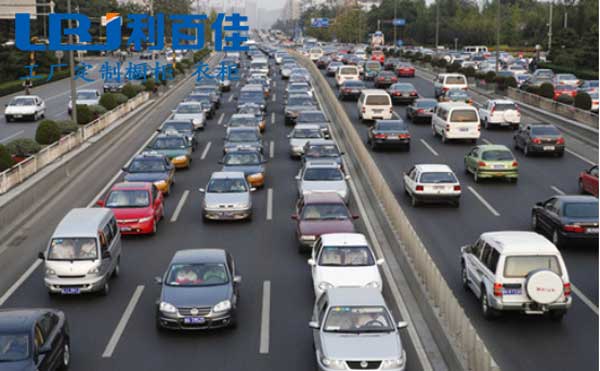 利百佳倡導所有交通參與者文明出行