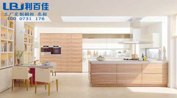 長沙整體櫥柜定制廠家在哪里？