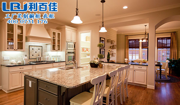 開放式島型櫥柜——櫥柜界的顏值擔當