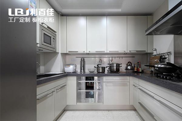 整體櫥柜定制注意這些問(wèn)題，再也不用擔(dān)心裝修出錯(cuò)!