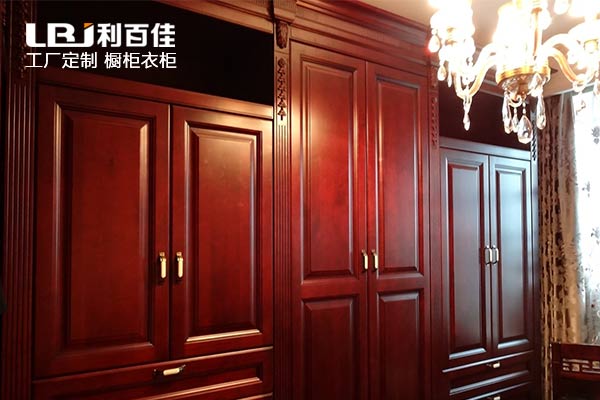 揭秘整體衣柜定制的板材，你知道幾種？