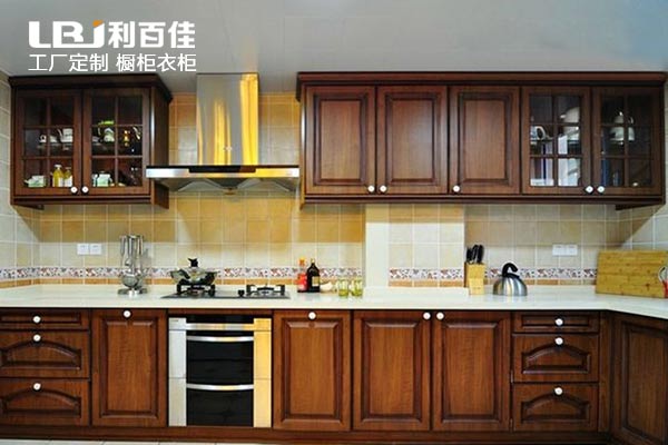 定制整體櫥柜有哪些優勢，一起看看就知道了！