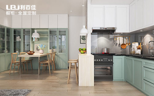 長沙公寓房廚房裝修實例，清新簡約風很溫馨