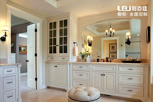 長沙定制浴室柜優(yōu)點(diǎn)多，都 在選擇量身定制