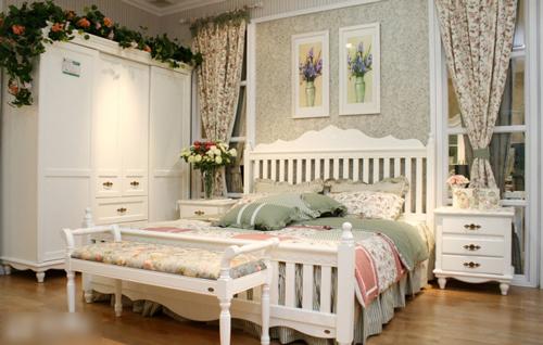 臥室整體定制衣柜的色彩搭配有哪些推薦？