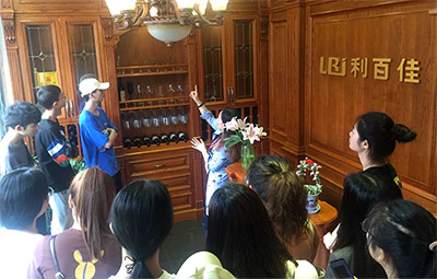 利百佳櫥柜成為長沙4大高校室內(nèi)裝飾設(shè)計(jì)專業(yè)實(shí)習(xí)基地