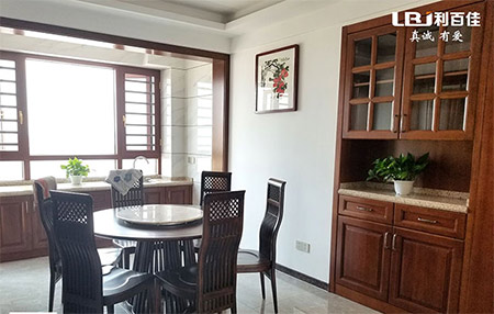 中式原木櫥柜定制，莊重而優雅！