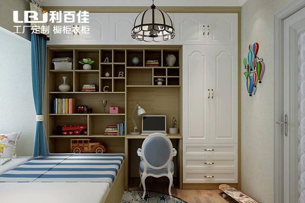 06290101.jpg 06290101.jpg