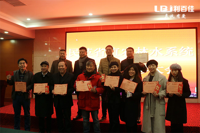 曹菊宏.jpg 曹菊宏.jpg